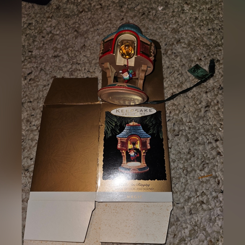 1993  HALLMARK  Keepsake Christmas ORNAMENT Bells Are Ringing MAGIC